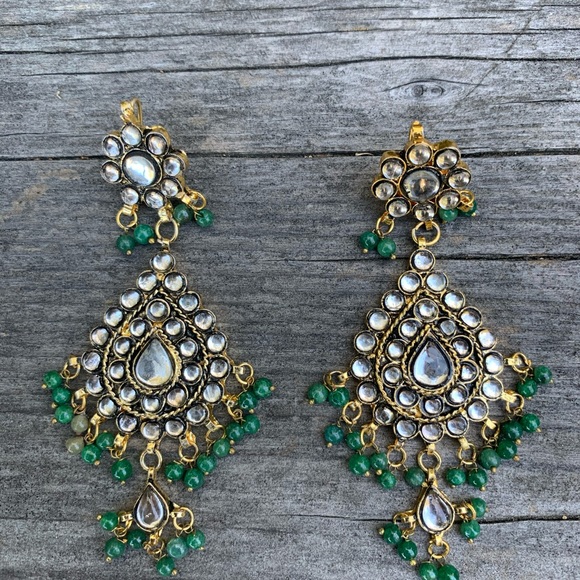 khushrang Jewelry - Green kundan long Indian Earring